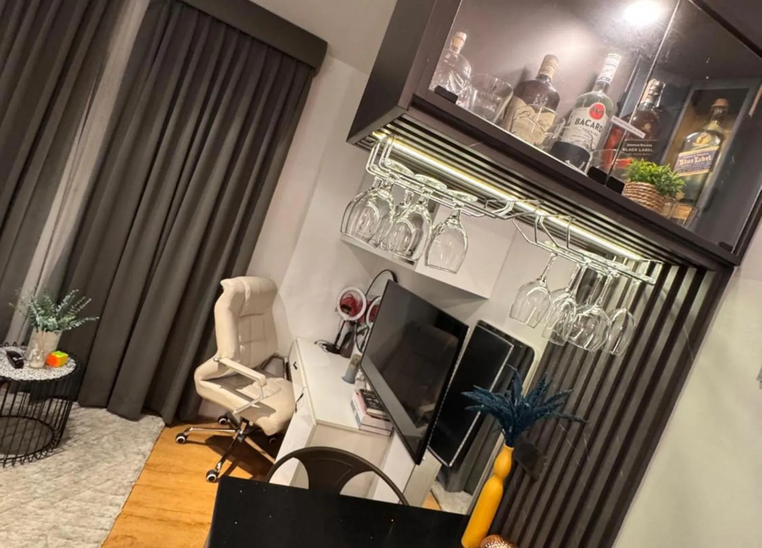 Apart-hotel Studio Mcbi Davao City